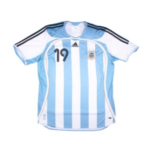 2006-2007 ARGENTINA HOME S/S #19 MESSI